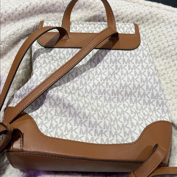 Michael Kors Cream and Tan Logo Backpack - Picture 2 of 5